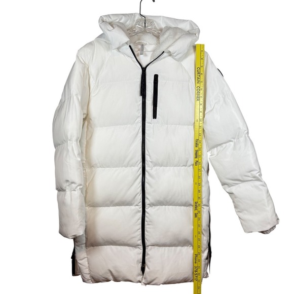NWOT FABLETICS Adventure Puffer Coat, Porcelain/Black, Size XXS - Picture 5 of 13